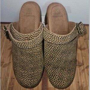 White mountain Clog, Mule, size 8, animal print